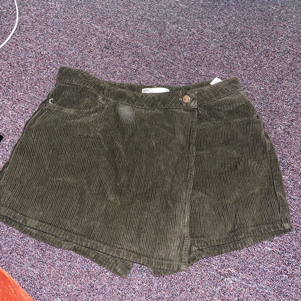 Zara Olive Corduroy Women Skort
